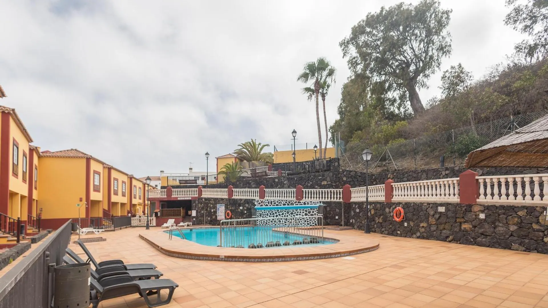 Lightbooking Las Brenas Garden Con Piscina Brena Baja Apartment