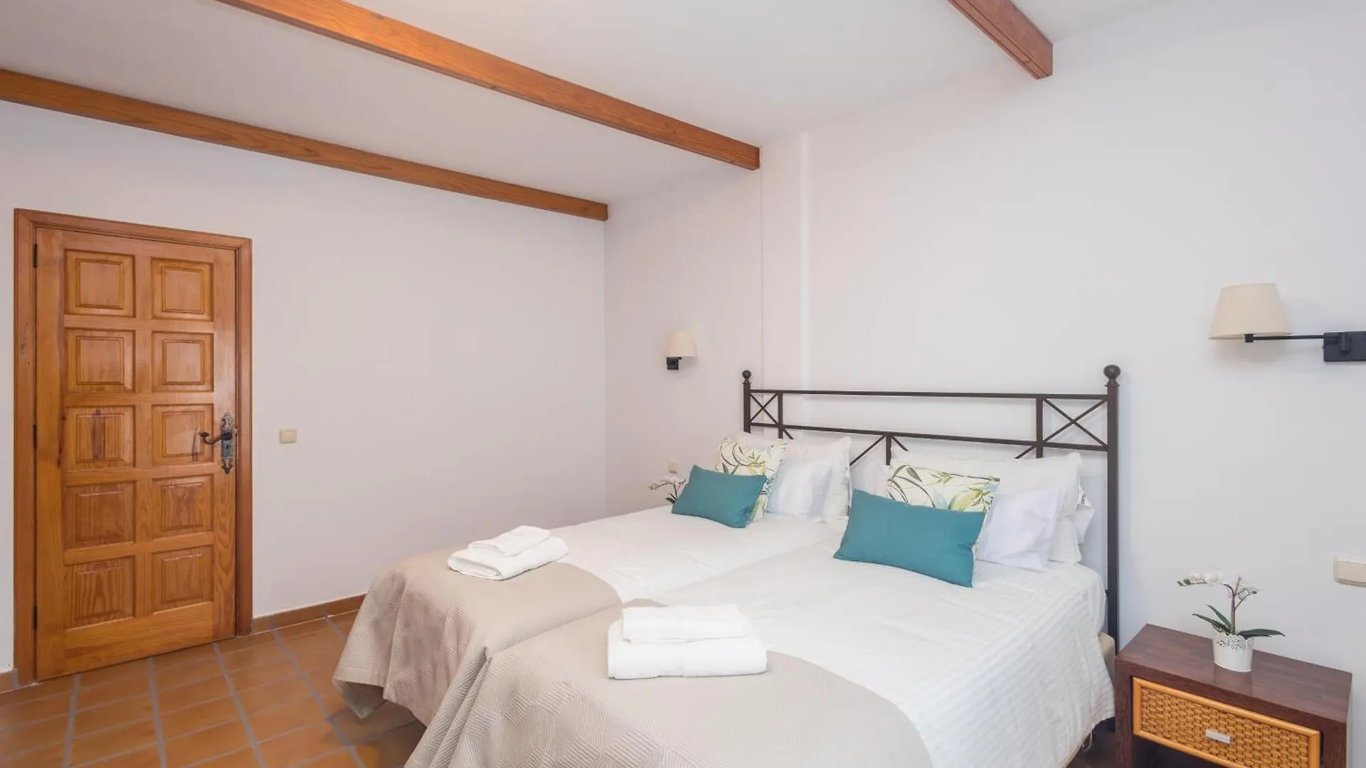 Apartment Lightbooking Las Brenas Garden Con Piscina Brena Baja