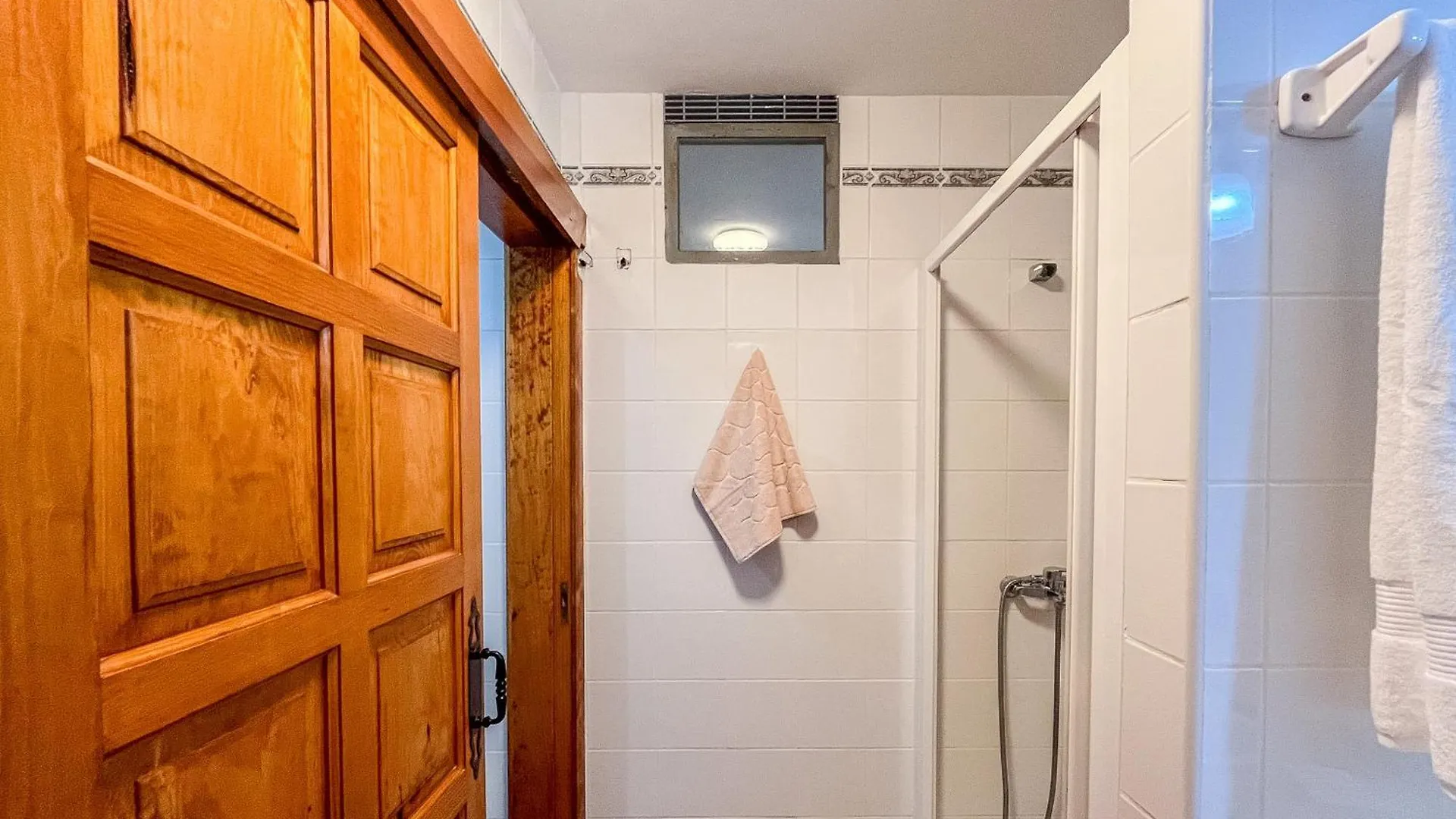 Apartment Lightbooking Las Brenas Garden Con Piscina Brena Baja Spain