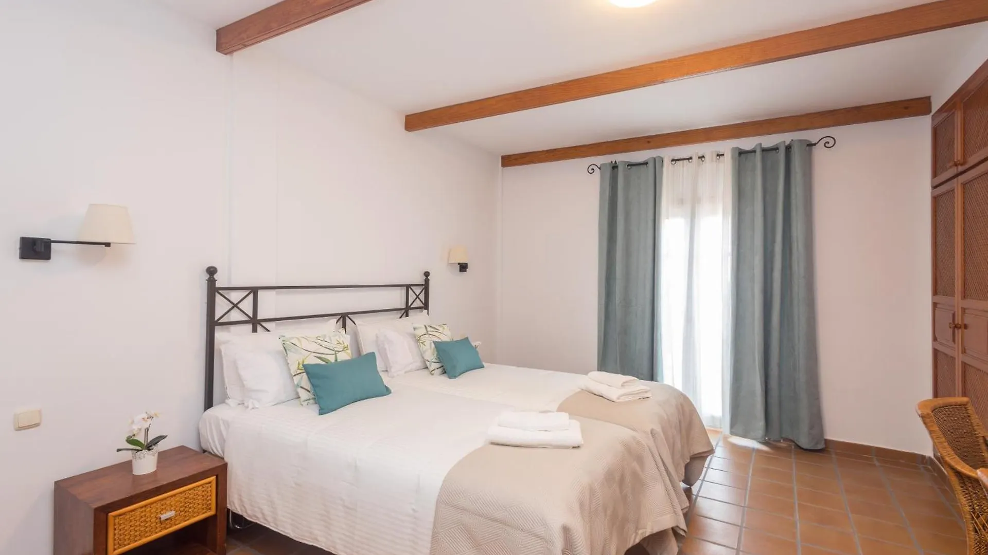 Lightbooking Las Brenas Garden Con Piscina Brena Baja Apartment